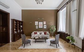 Luxe, Historic Home Near Downtown Landmarks 19Th Century