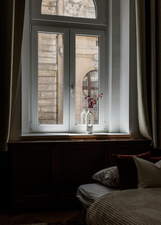 Luxe, Historic Home Near Downtown Landmarks 19Th Century Budapešť Exteriér fotografie